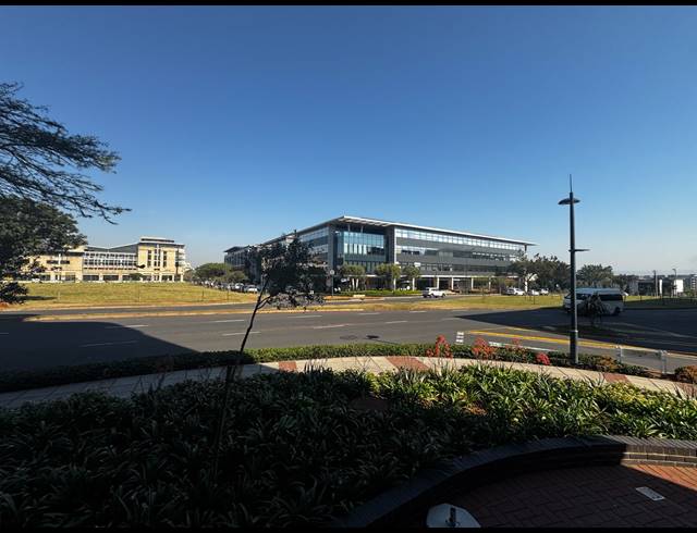 76M² RETAIL FOR SALE IN UMHLANGA RIDGE